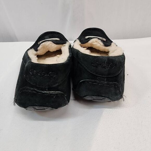 UGG Size 8 Florencia Black Mocassin Suede Slippers Fur Lining Comfort - Picture 4 of 10